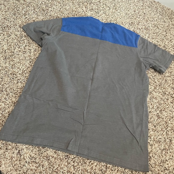 University of Kentucky tee - Picture 2 of 3